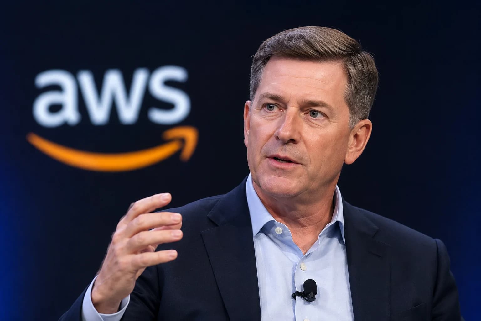AI के दौर में भी फ्रेश ग्रेजुएट्स की ज़रूरत: AWS CEO मैट गार्मन बोले—'उनका उत्साह और नई सोच कंपनी को आगे बढ़ाती है'